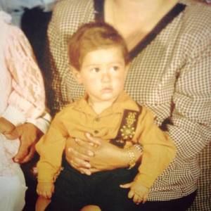 Meet your Posher, Hector rascon